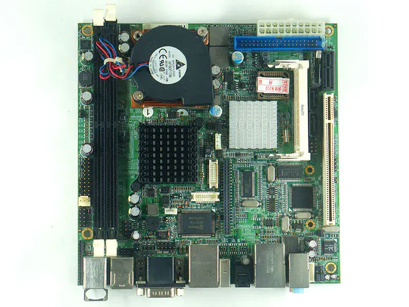 Placa de bază IBASE MB899HF