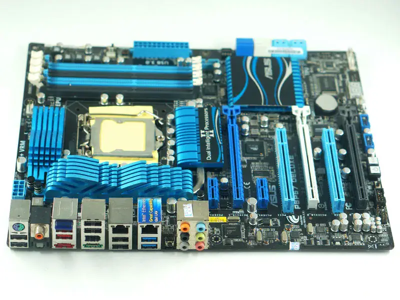Placa de bază Asus P8P67 DELUXE LGA1155 P67