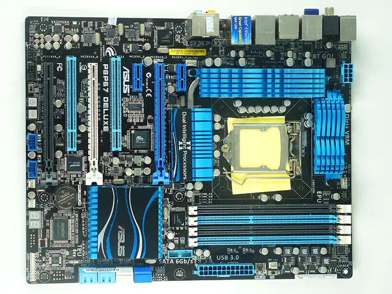 Placa de bază Asus P8P67 DELUXE LGA1155 P67
