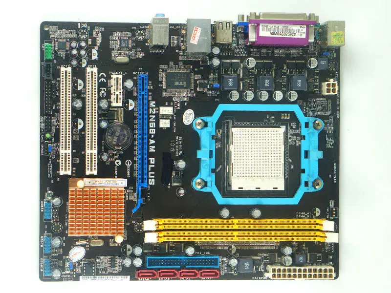 Placa de bază Asus M2N68-AM PLUS AM2/AM2+ uATX
