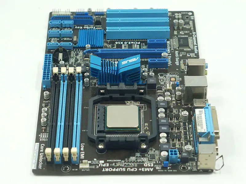 Placa de bază Asus M5A78L 760G AM3+ ATX