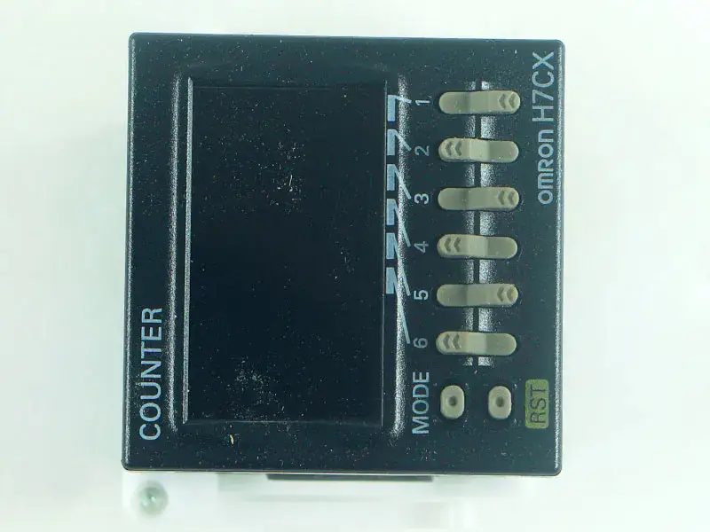 Contor Omron H7CX-AD-N