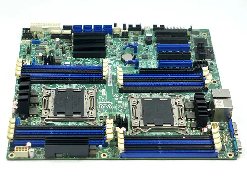 Placă de bază pentru server Intel S2600CP X79 LGA2011