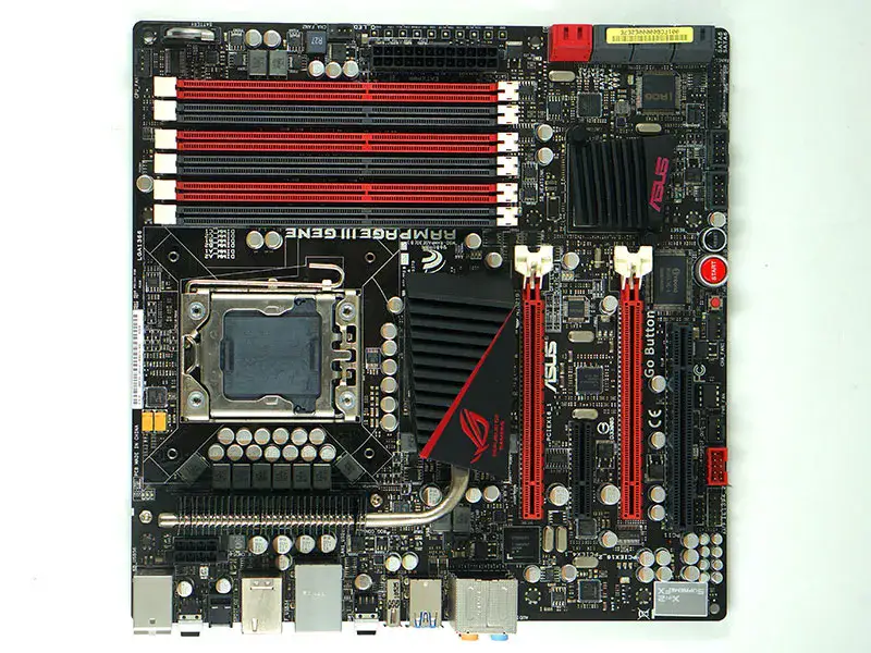 Placa de bază Asus Rampage III GENE