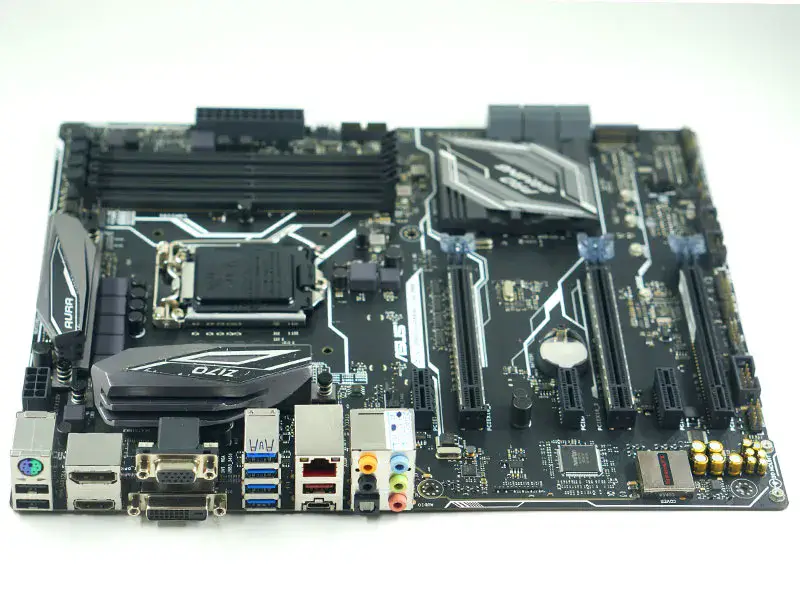 Placa de bază Asus Z170-PRO GAMING/AURA