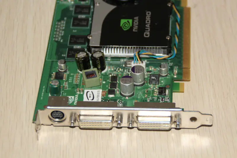 Quadro FX1700 512M PCI-E Placă grafică DVI*2