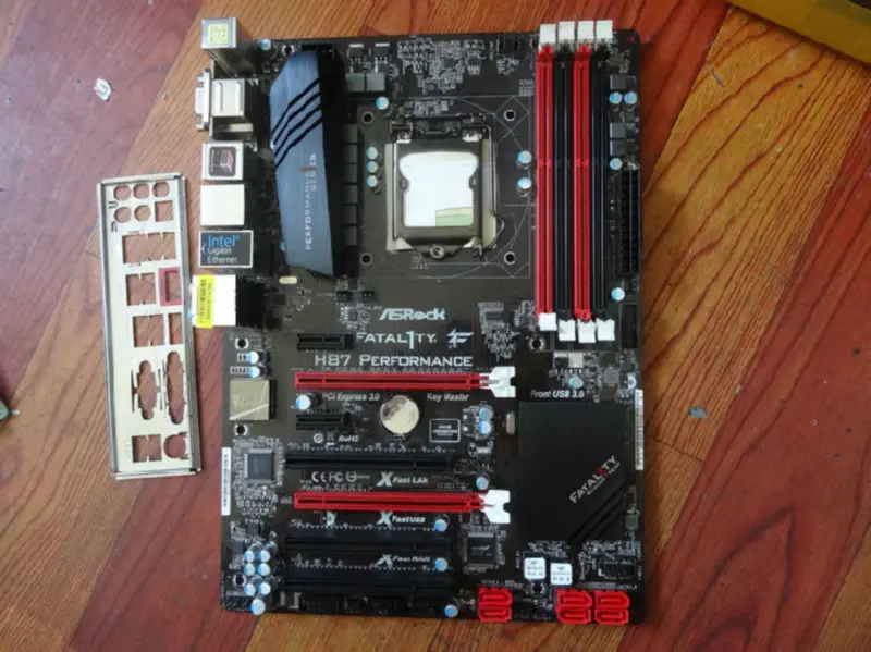 Placa de bază Asrock Fatal1ty H87 Performance