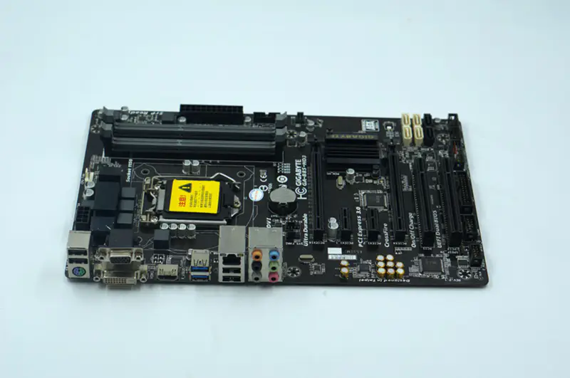 Placă de bază Gigabyte GA-B85-HD3 1150 B85-HD3