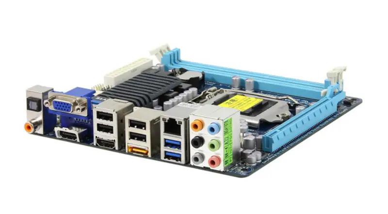 Placă de bază Gigabyte GA-H67N-USB3-B3 LGA 1155 DDR3
