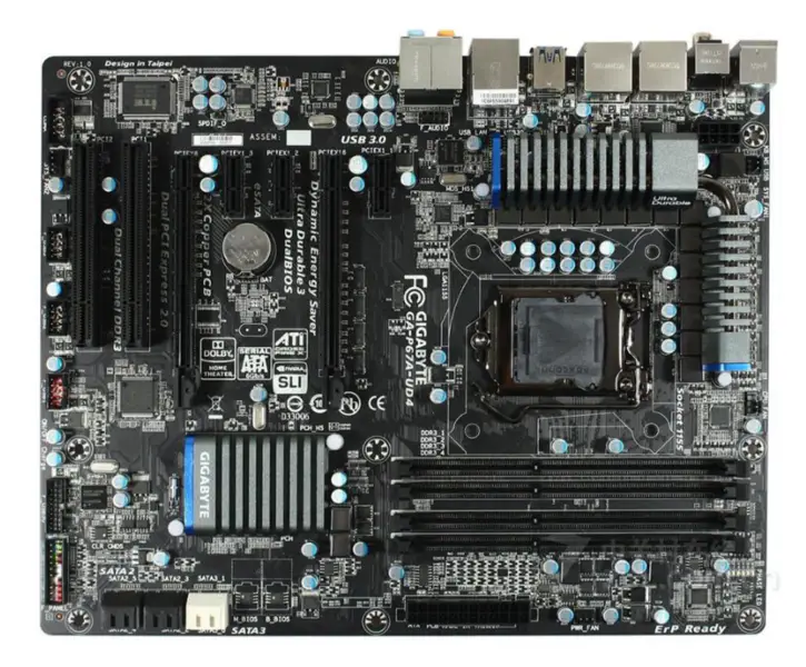 Placă de bază Gigabyte GA-P67A-UD4