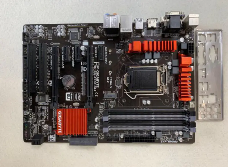Placă de bază Gigabyte GA-Z97X-SLI