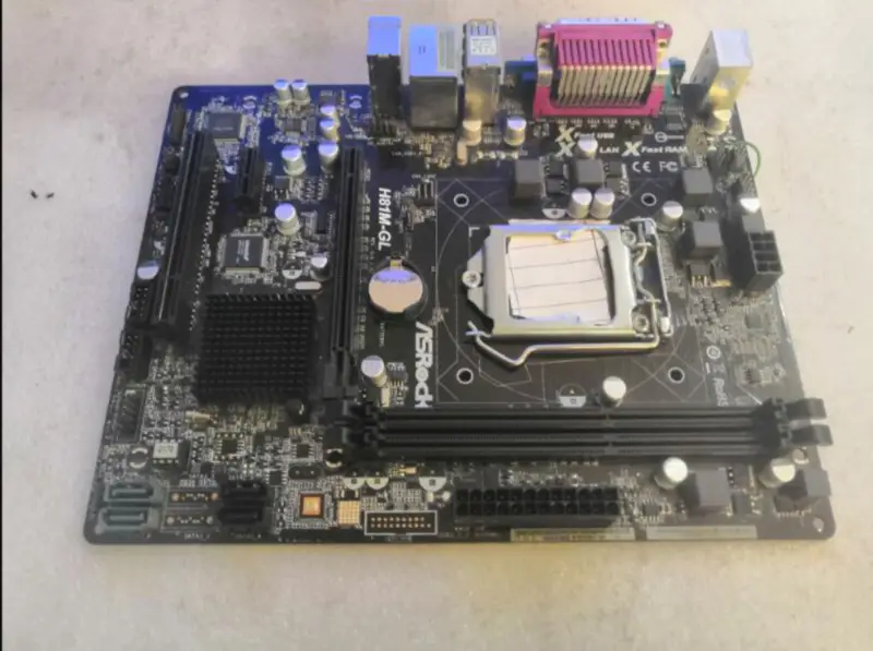 ASRock H81M-GL Placă de bază LGA1150 H81 USB3.0 SATA3 DDR3