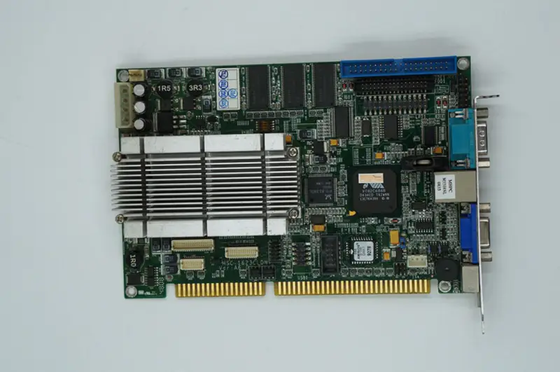 Placa de bază industrială EVOC HSC-1623CLDN