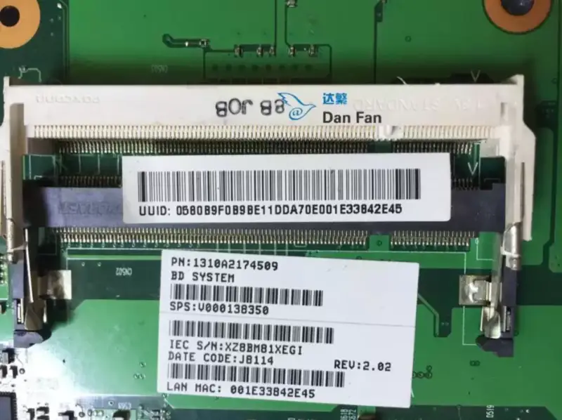 Placa de bază Toshiba Satellite L305D V000138350