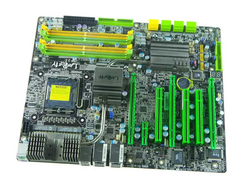 Placă de bază industrială DFI LanParty UT P35-T2R