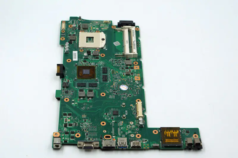 Placa de bază Asus N73JQ (suportă procesor I7)