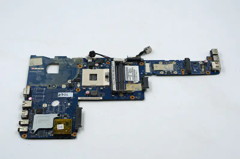 Placa de bază Toshiba P745 K000125740 LA-7101P