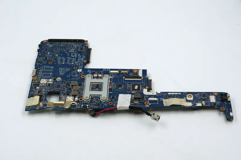 Placa de bază Toshiba P745 K000125740 LA-7101P
