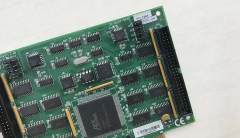 Placa de bază ADLINK PCI-7248 51-12006-0A40