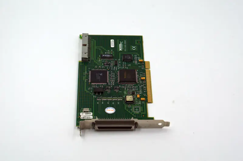 NI PCI-DIO-32HS 183480F-01 Placă DAQ