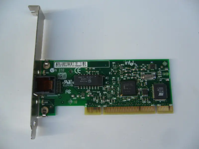 Intel PILA8460MBLK20 100M placă de rețea cu port unic