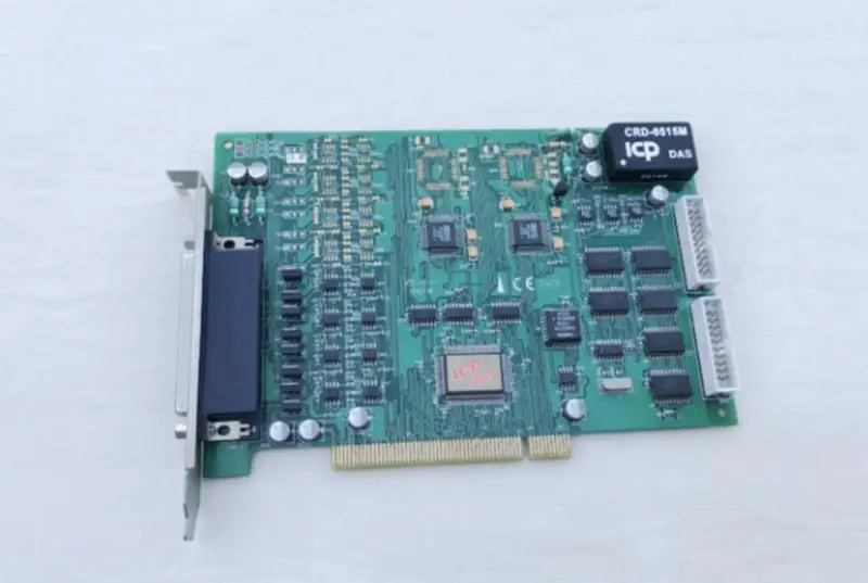 ICP DAS PIO-DA8 Universal PCI Bus 14 biți cu 8 canale de ieșire analogică