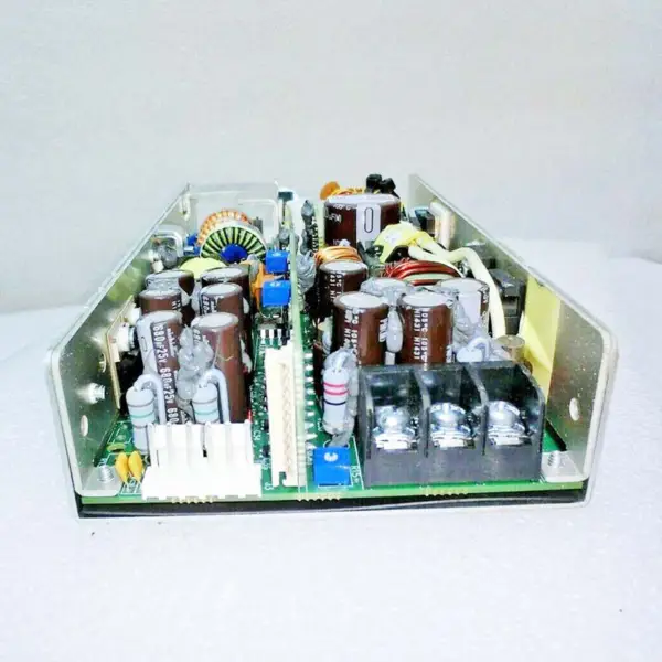În stoc Supermicro 1280w 80 Plus Platinum Power Supply Pws-1k28p-sq pentru server 1u / 2u