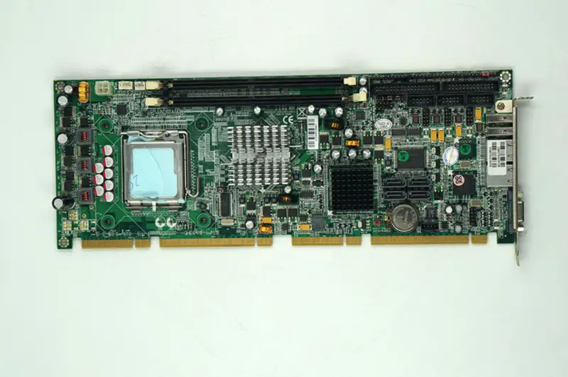 Portwell ROBO-8913VG2AR-VA BIOS:R1.00 B9305373AB18913821 placă de bază industrială