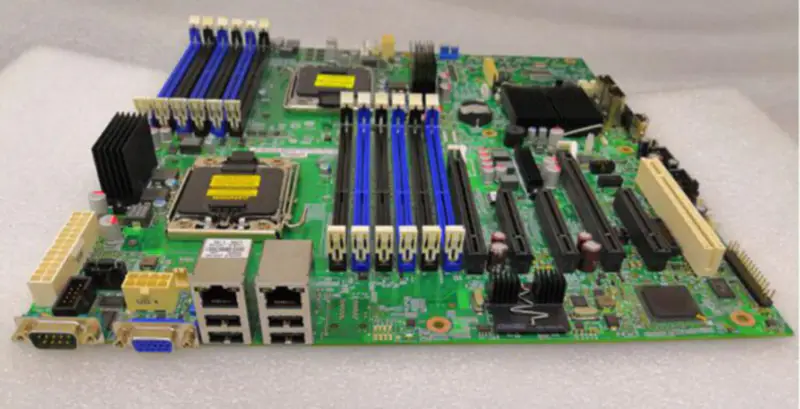 Placa de bază pentru server Intel S2400GP