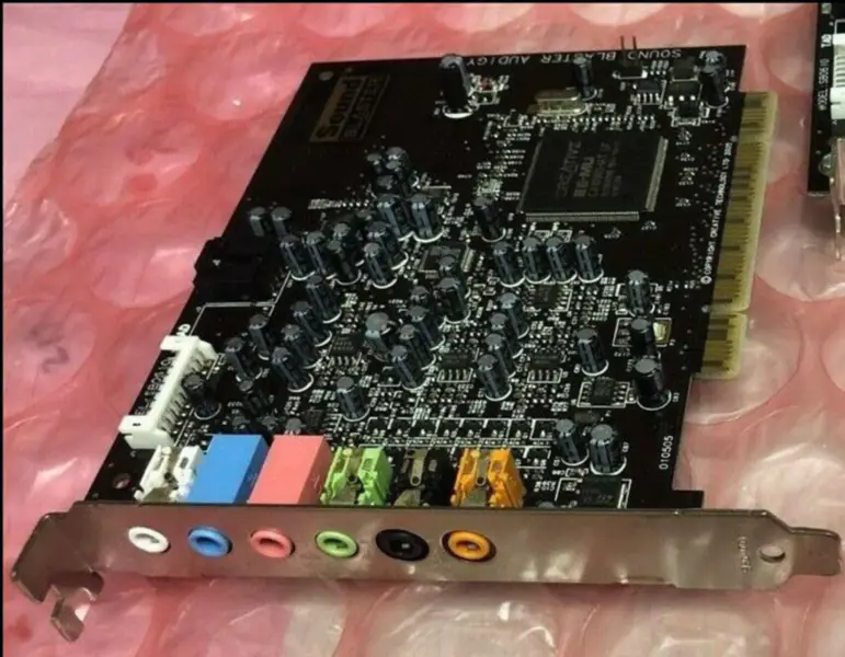 Creative Sound Blaster Audigy 4 Value SB0610 Channel 7.1 Placă de sunet