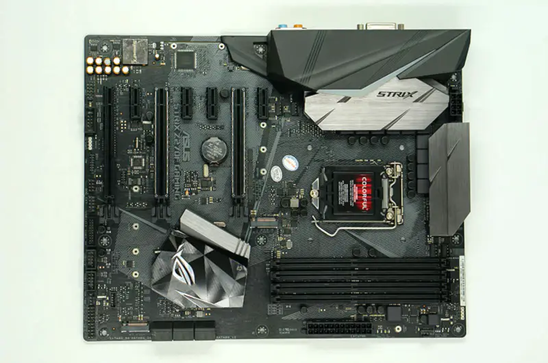 Placa de bază pentru desktop Asus ROG STRIX Z270F GAMING
