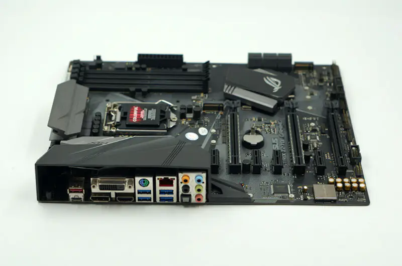 Placa de bază pentru desktop Asus ROG STRIX Z270F GAMING
