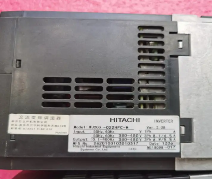 INVERTOR HITACHI WJ200-022HFC-M 2.2KW NOU