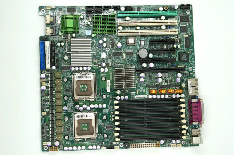 Placă de bază Supermicro X7DB3