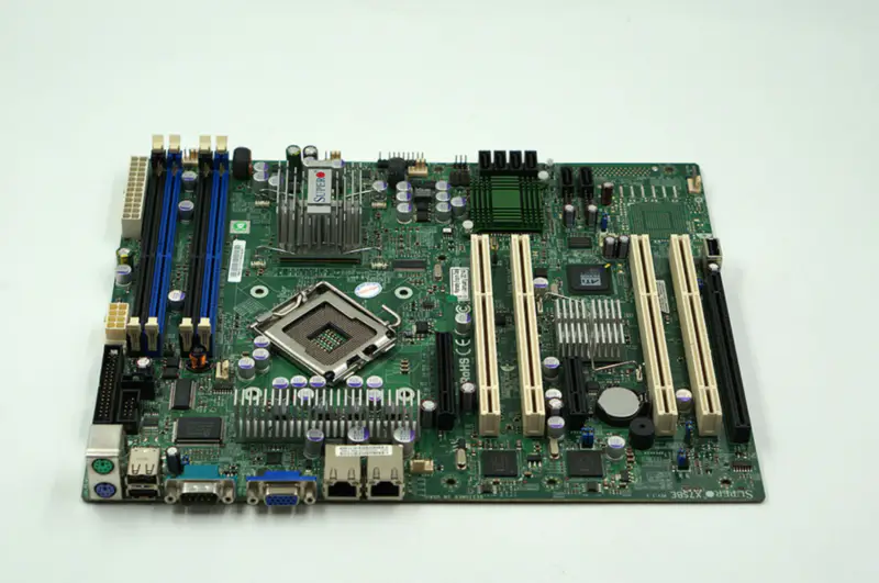 Placă de bază pentru server Supermicro X7SBE