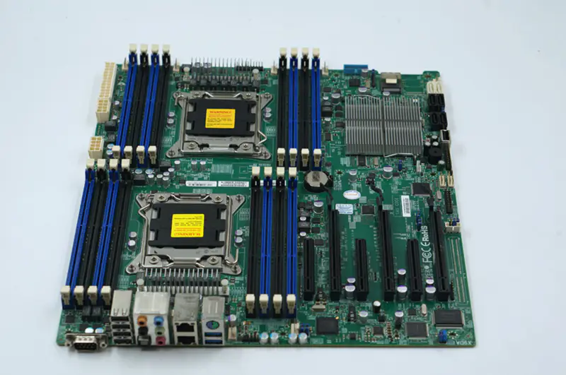 Placă de bază Supermicro X9DAI