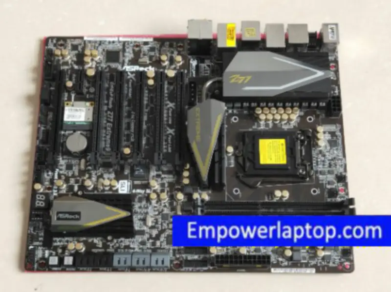 Placa de bază Asrock Z77 Extreme9