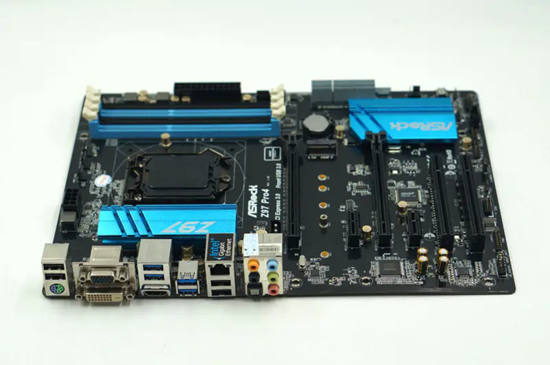 Placa de bază Asrock Z97 Pro4 Z97 DDR3 LGA1150