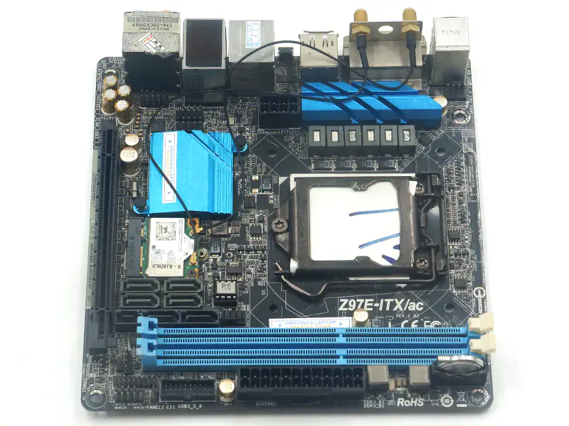 Asrock Z97E-ITX/AC Placă de bază Z97 LGA1150 mini-ITX