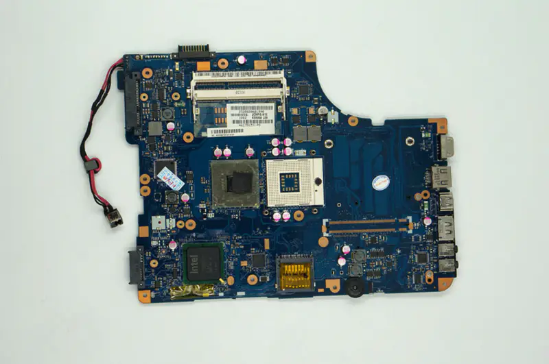 Placă de bază Toshiba L500 L550 L555 LA-4982P GM45 PGA-989